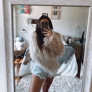 blush pink shaggy fur👚